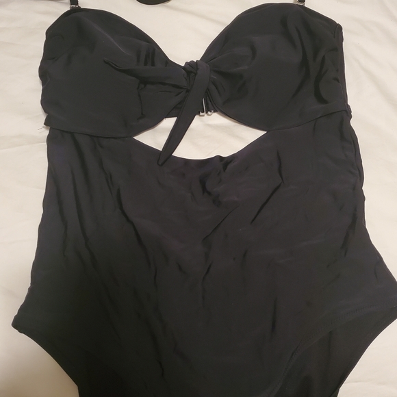 Old Navy Other - Old Navy Keyhole Bathing Suit- XL
